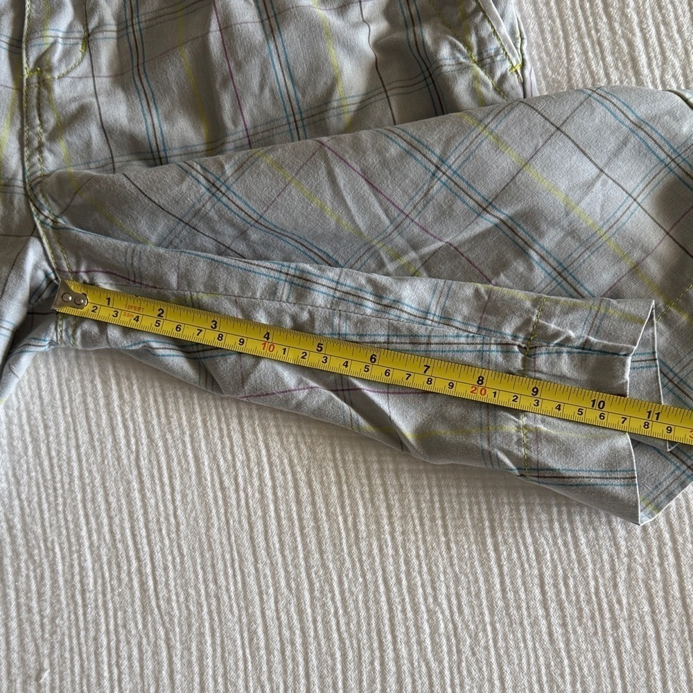 Hurley White and Blue Graphic Bermuda shorts / 7 - Picture 4 of 8
